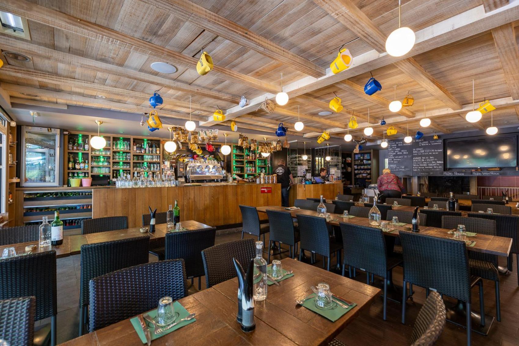 Hotel-Restaurant Logis L'Aubrac Laguiole Dış mekan fotoğraf