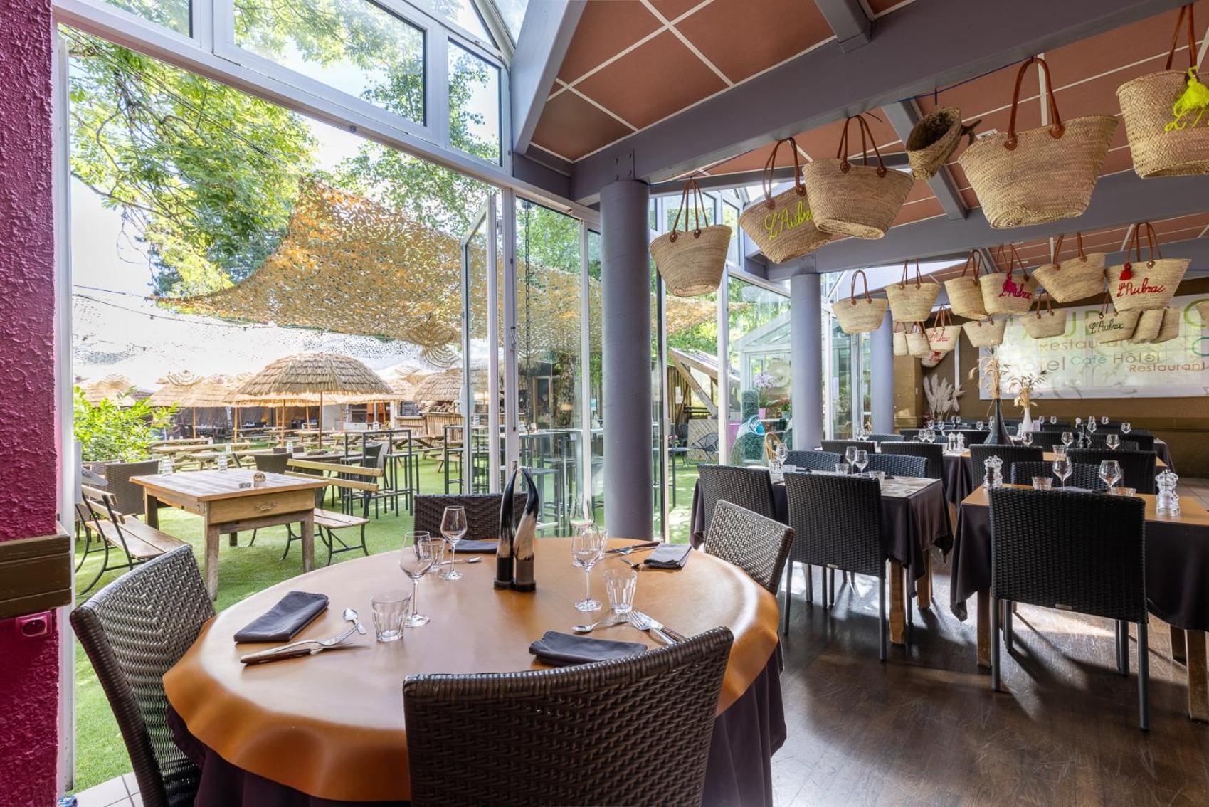 Hotel-Restaurant Logis L'Aubrac Laguiole Dış mekan fotoğraf